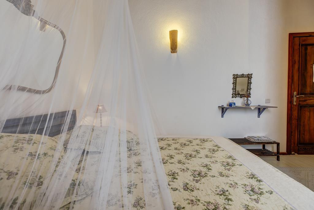 Retro Butik Otel (Adults Only) Cesme Exterior photo