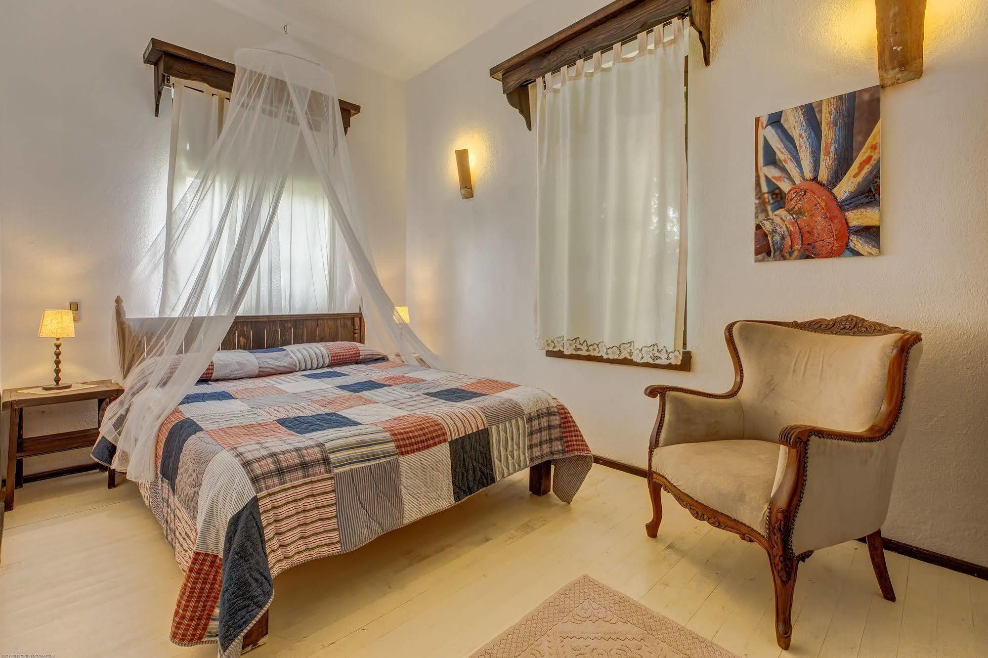 Retro Butik Otel (Adults Only) Cesme Exterior photo
